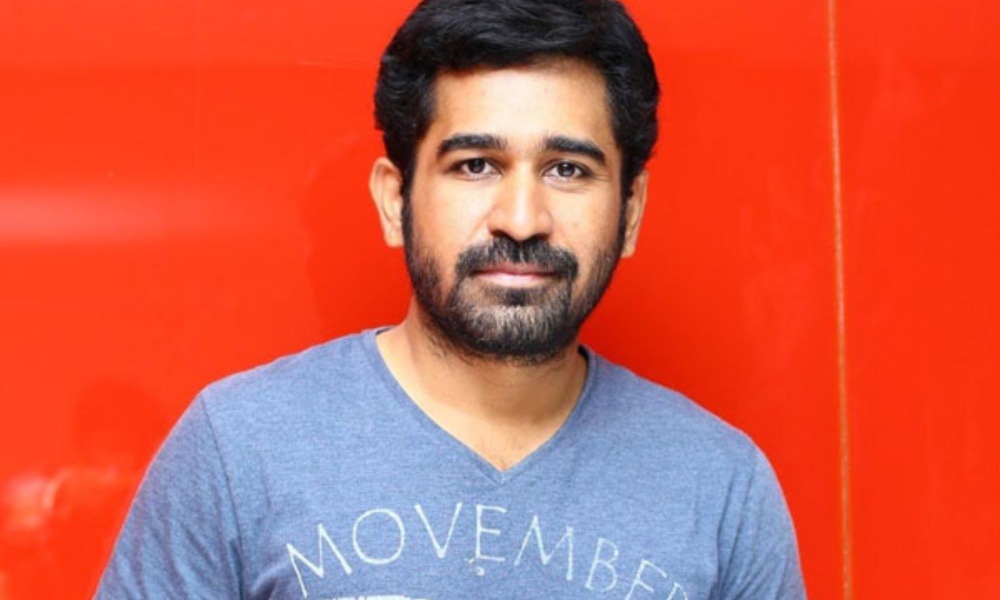 Vijay Antony: పొలిటికల్ ఎంట్రీ గురించి షాకింగ్ కామెంట్స్ చేసిన విజయ్ ఆంటోనీ.. ఫేమ్ ఉంది కదా అని అలా చేయలేమంటూ!