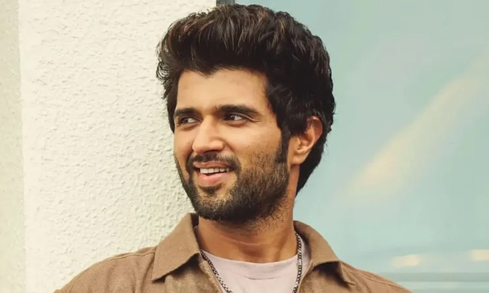 Vijay Devarakonda: విజయ్ దేవరకొండకు షాక్.. రౌడీ హీరోపై కేసు నమోదు.. అసలేం జరిగిందంటే!