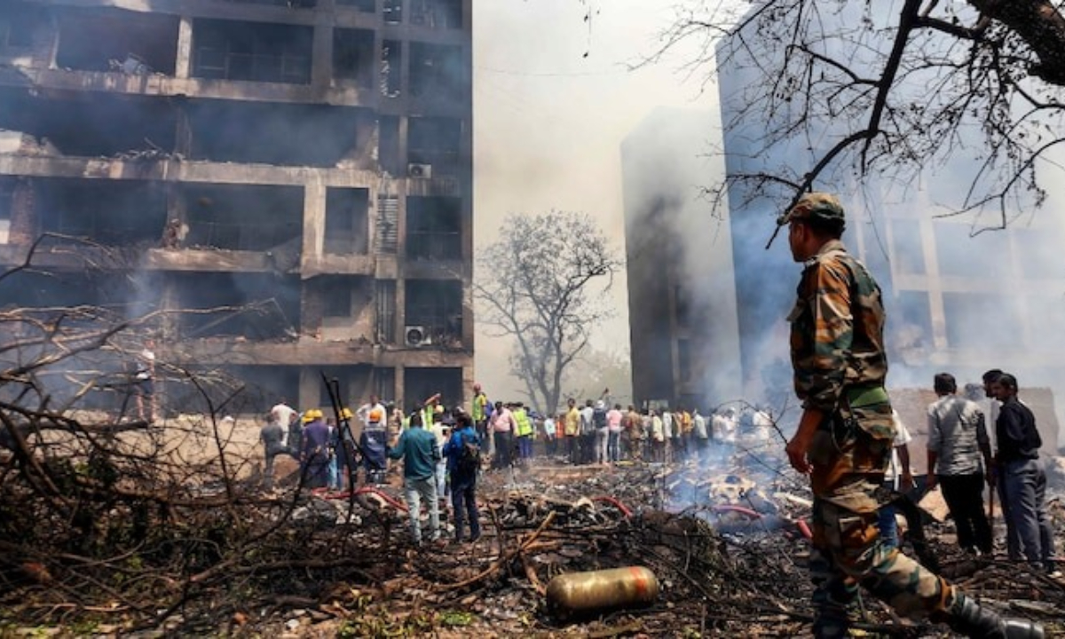 Black Box: బోయింగ్ 787-8 విమానం బ్లాక్ బాక్స్ స్వాధీనం.. అందులో ఏముందంటే..?