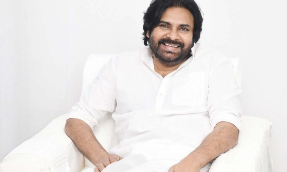 Pawan Kalyan: డైలాగులు సినిమాల్లో చెప్పడానికి కూడా ఇబ్బంది పడతా.. మళ్లీ ఫైర్ అయిన పవన్!