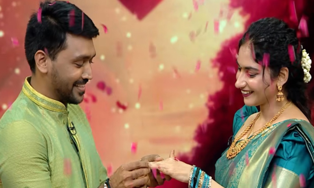 ‎Tollywood: త్వరలో ఒక్కటి కాబోతున్న బుల్లితెర జంట.. తొలిసారి ప్రపోజ్‌, వెంటనే నిశ్చితార్థం!