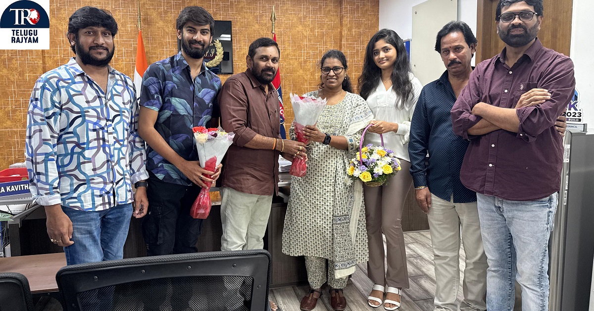 Premistunna: పైరసీని అరికట్టిన డీసీపీ కవిత బృందాన్ని అభినందించిన ప్రేమిస్తున్నా చిత్ర యూనిట్ !!!