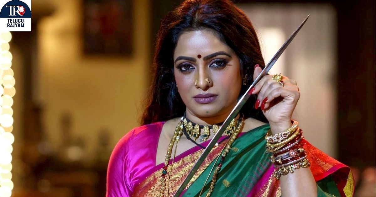 ‘త్రిబాణధారి బార్బరిక్’ నుంచి ఊపునిచ్చే మాస్ నంబర్ ‘ఇస్కితడి ఉస్కితడి’‌తో అదరగొట్టేసిన ఉదయభాను