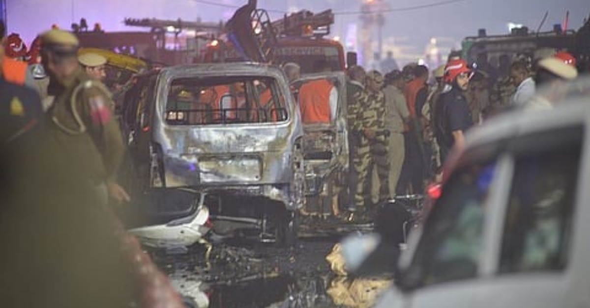 ఢిల్లీ కార్‌ బాంబు కుట్రకు కొత్త మలుపు.. పుల్వామా ఎలెక్ట్రిషియన్ అరెస్ట్..!