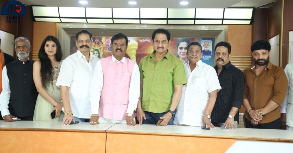 Anchor Deeksha Reddy RK Deeksha: డీఎస్ రెడ్డి సమర్పణలో హీరో సుమన్ చేతుల మీదగా