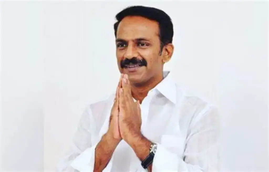 బెజవాడ ‘సైలెంట్’ స్టార్ వంగవీటి రాధ, రంగా గారసత్వం.. కానీ అజ్ఞాతవాసం..!