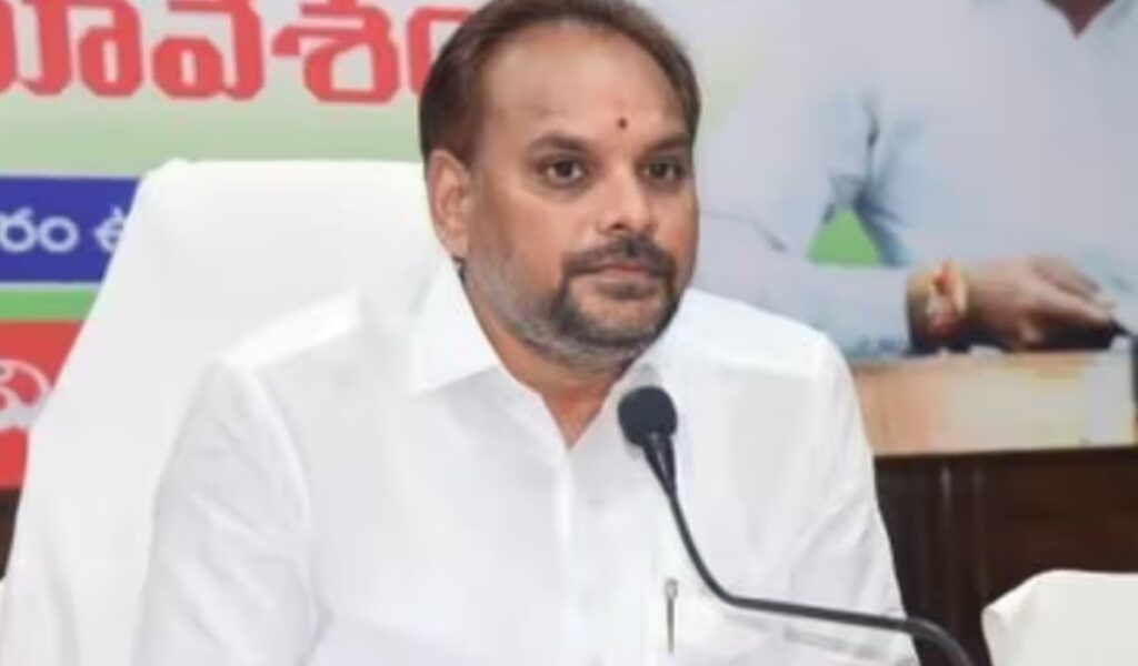 విజయనగరం టీడీపీలో చిన్న శ్రీను లేటెస్ట్ చిచ్చు..!